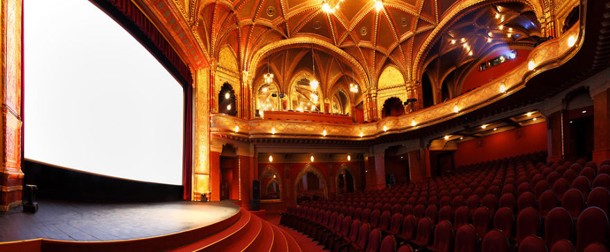 Urania Ulusal Film Ve Tiyatro Salonu, Budapeşte, Maceristan