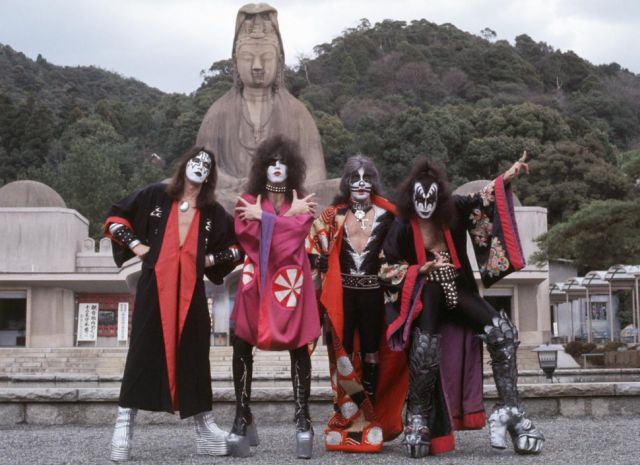Kiss 1977 Japonya