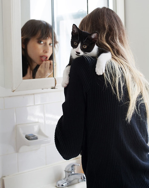kızlar ve kedileri instagram 5