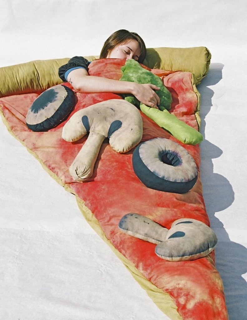 Pizza şeklinde uyku tulumu